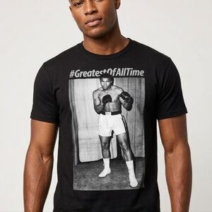 Roz & Ali Black Graphic Tee